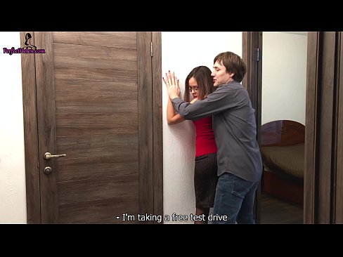 ❤️ Cuireann Realtor Gnéasach a cuid púitsí agus a fucks uirthi féin agus í ag díol a hárasáin - Krempai ❤️❌ Porn ardchaighdeáin ag ga.watchhentai.ru ☑